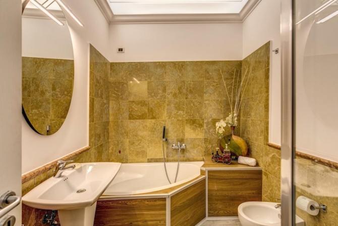 Hotel Smart Lux Roma Veneto Zewnętrze zdjęcie