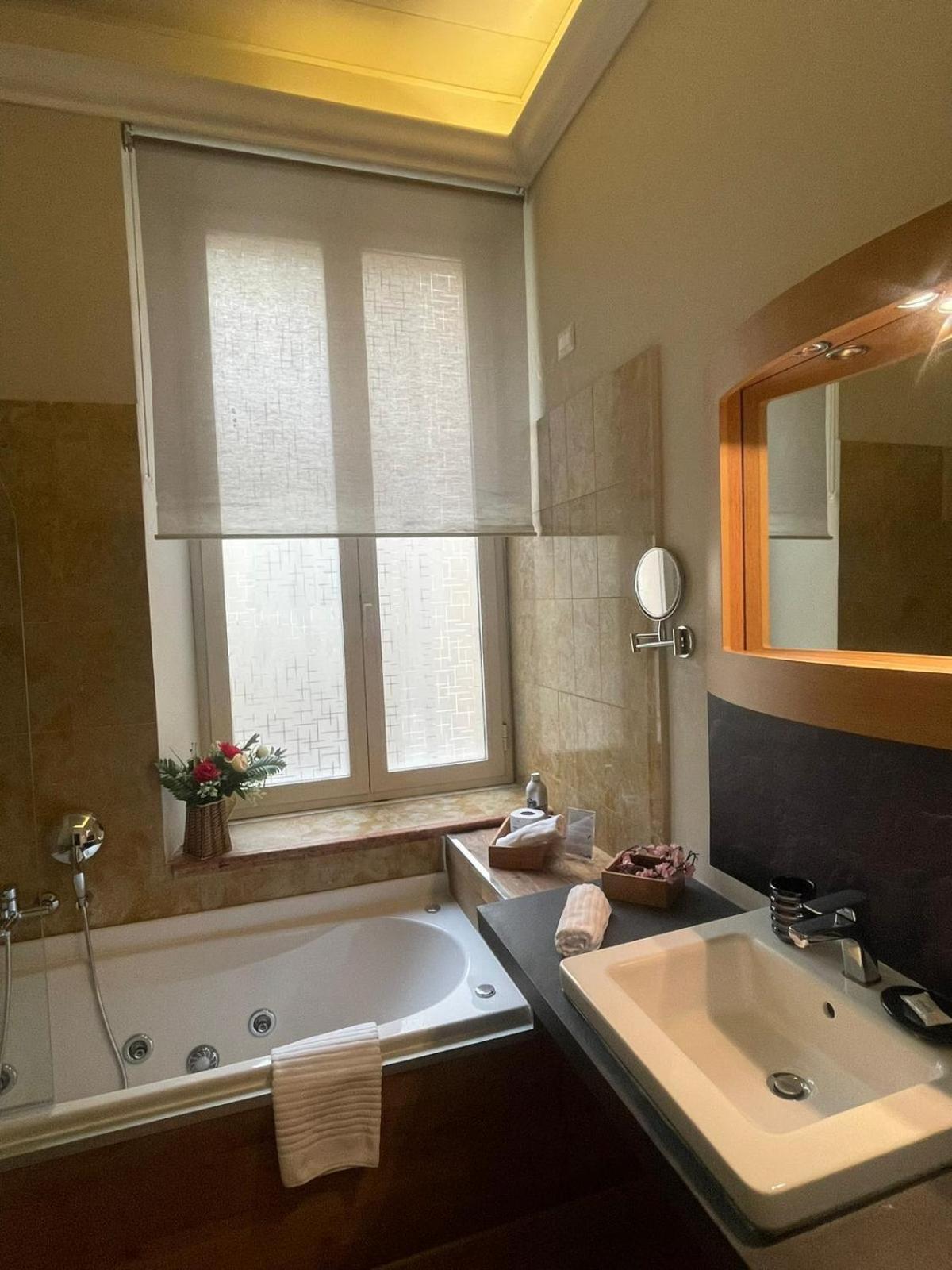 Hotel Smart Lux Roma Veneto Zewnętrze zdjęcie